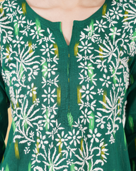 STRAIGHT CHIKANKARI KURTA