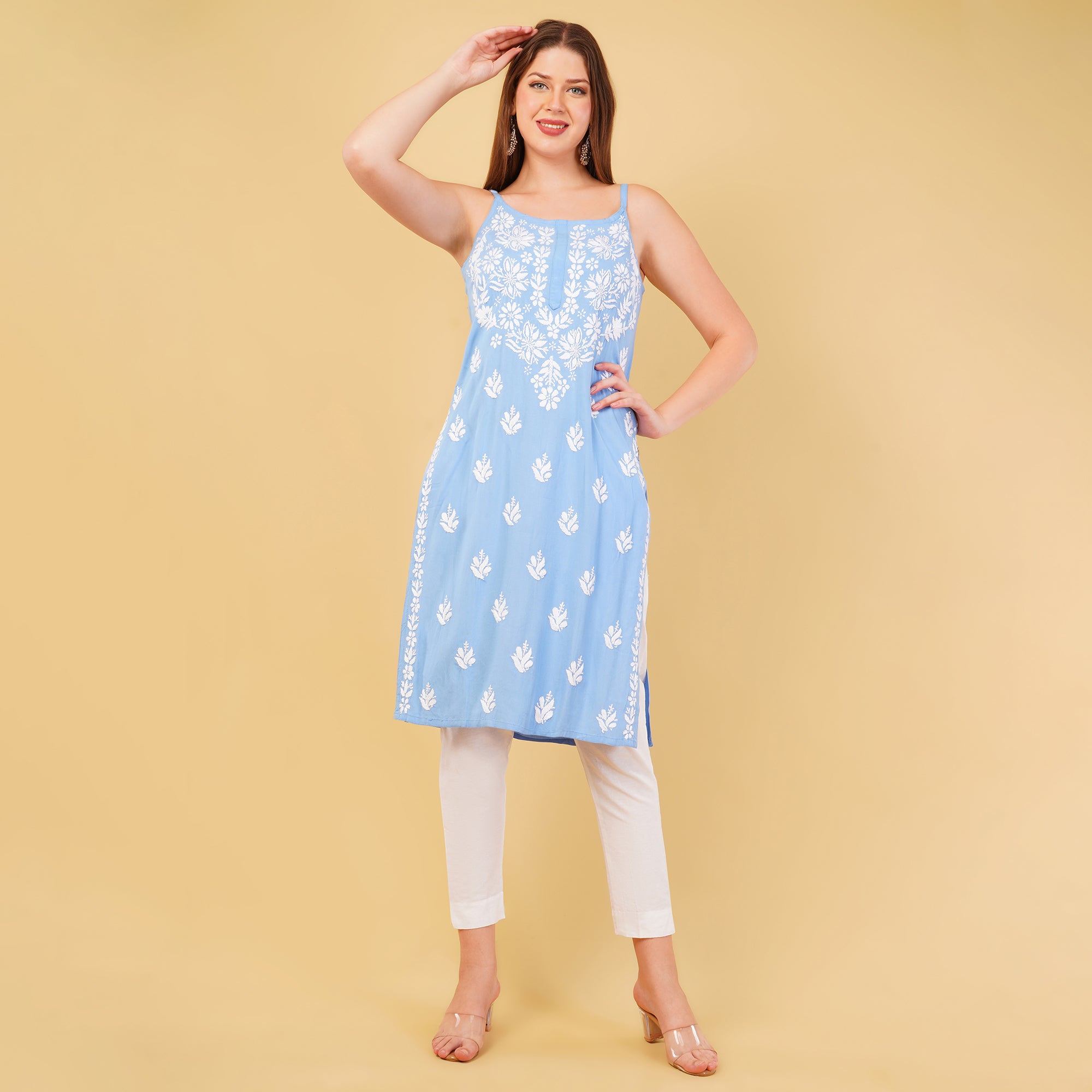 NOODLE STRAP CHIKANAKARI KURTA